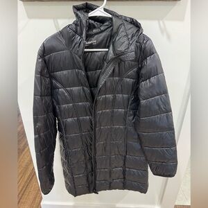 Venture Women's Black Puffer Jacket